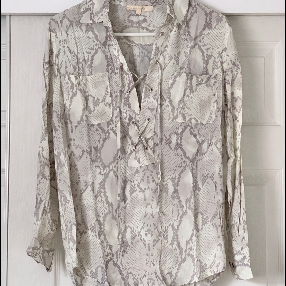 Olivaceous Snake Print Top - Picture 2 of 4